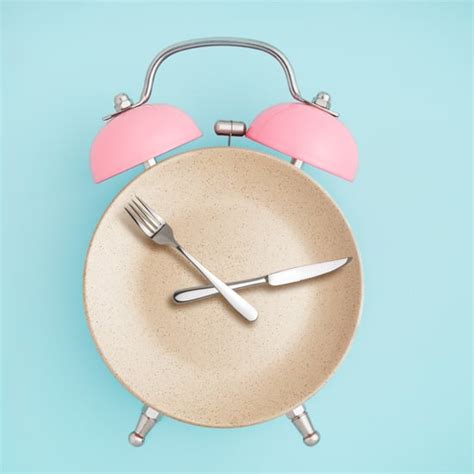 5:2 Intermittent Fasting: New Study Rates Its Effectiveness.